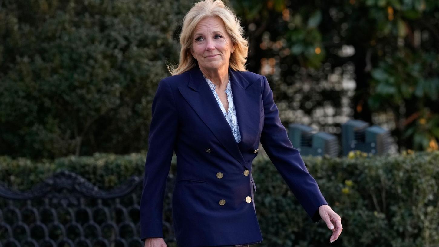Vom Weißen Haus zur Grammy-Gala: Jill Biden. Vom Weißen Haus zur Grammy-Gala: Jill Biden.