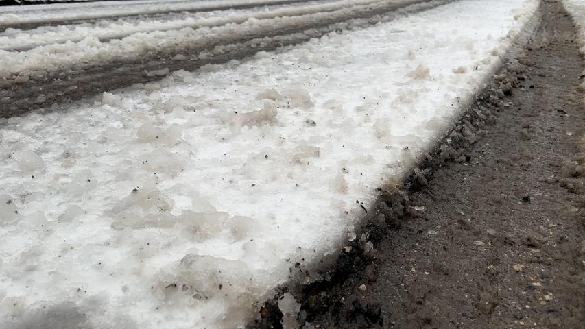In Mittelfranken lag am Donnerstagmorgen reichlich Schnee auf den Straßen.