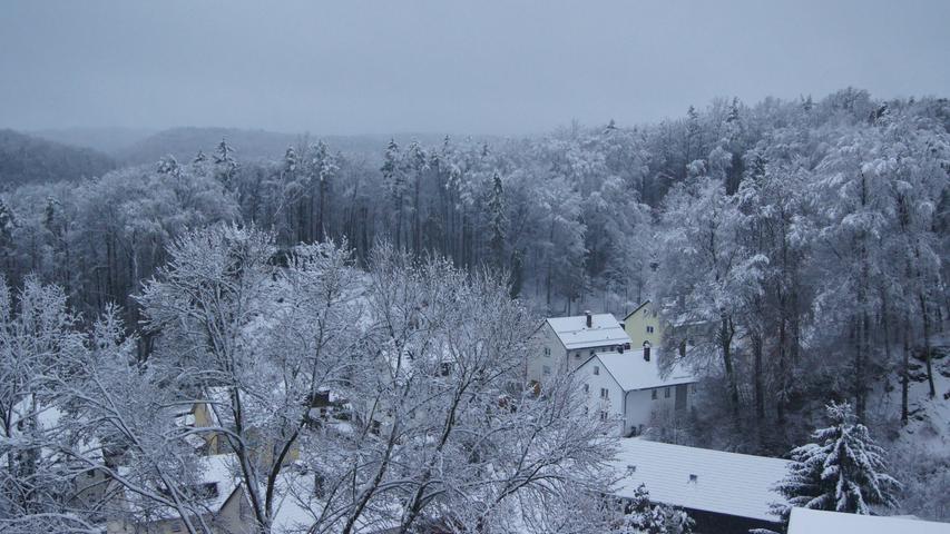 Gößweinstein zeigt sich im winterlichen Gewand.