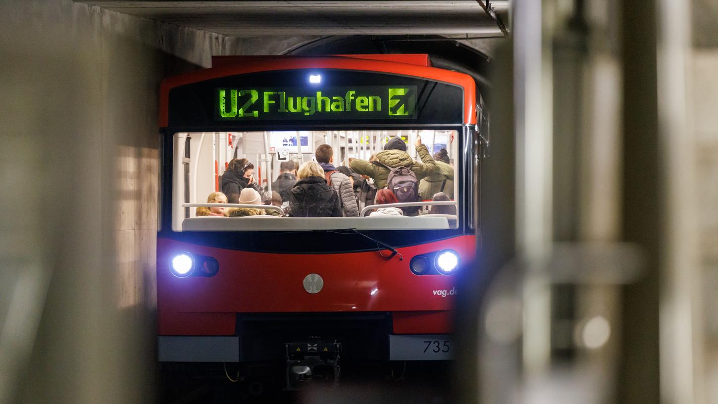 Die fahrerlose U-Bahn hat ihren Anteil daran, dass Nürnberg im Teilbereich Mobilität des Digitalrankings ganz vorne liegt. Die fahrerlose U-Bahn hat ihren Anteil daran, dass Nürnberg im Teilbereich Mobilität des Digitalrankings ganz vorne liegt.