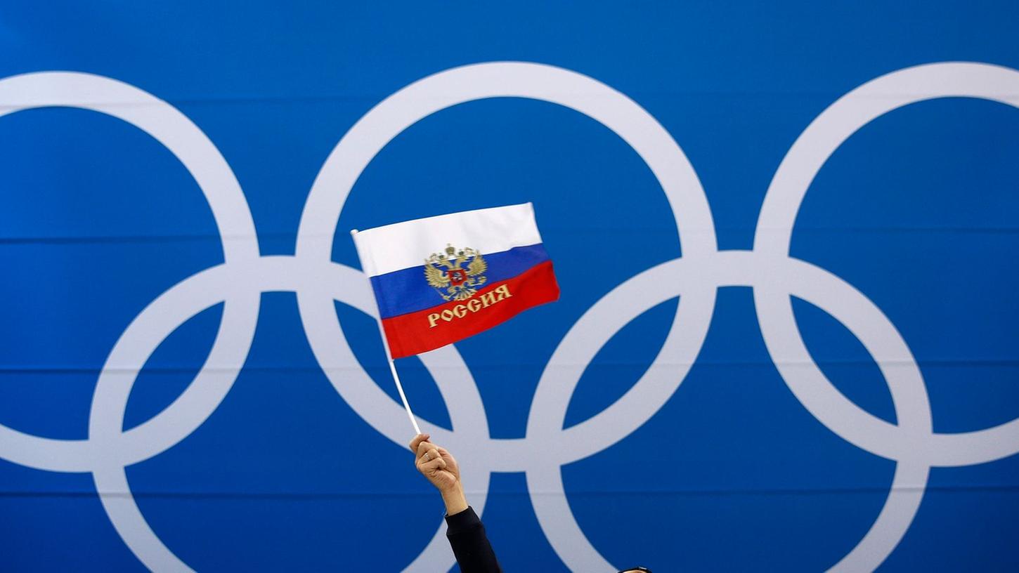 Russische Sportler und Sportlerinnen könnten unter neutraler Flagge bei Olympia starten.
