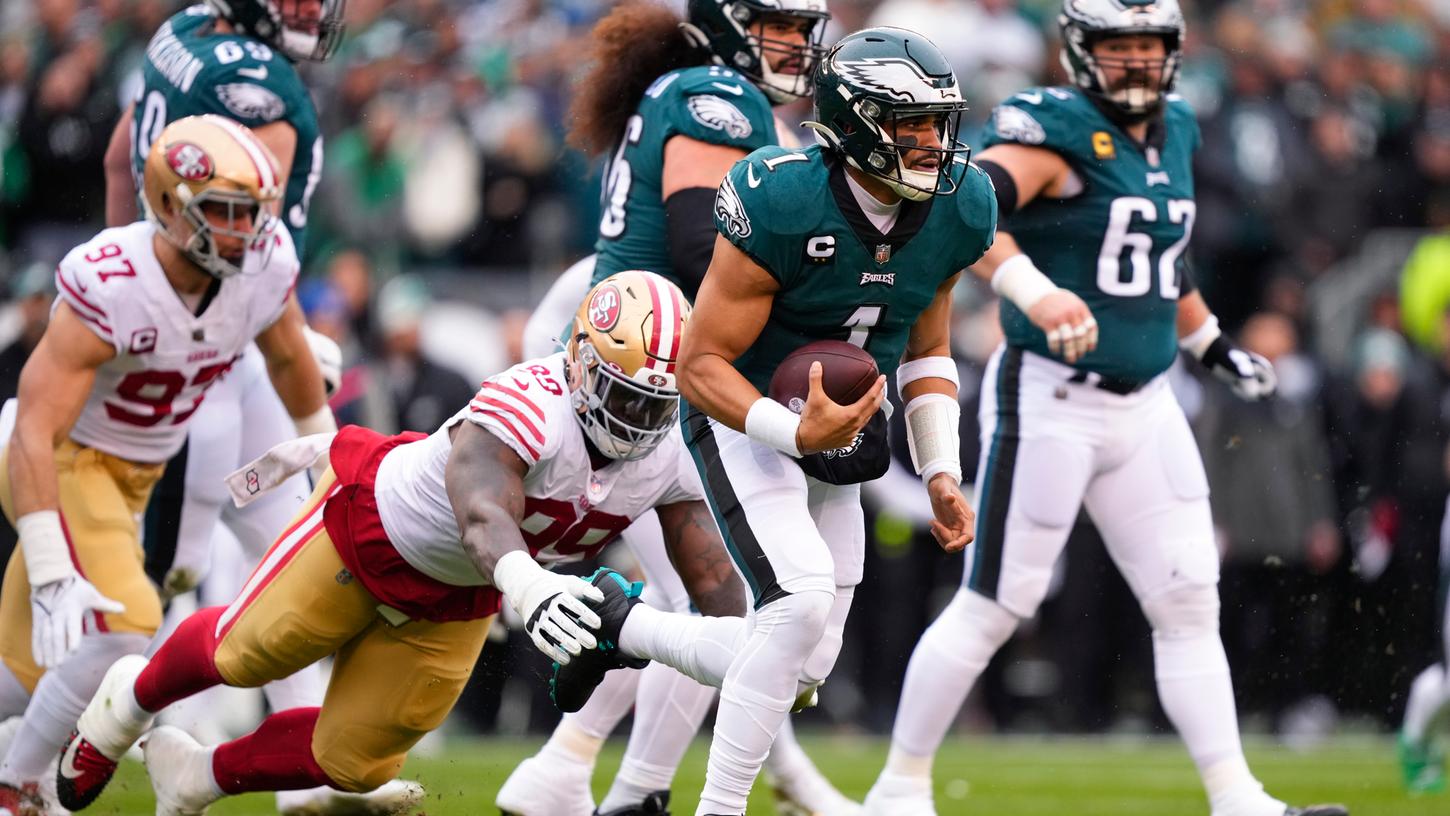 Ein Bild aus dem Halbfinale, in dem sich die Philadelphia Eagles gegen die San Francisco 49ers durchsetzten. Ein Bild aus dem Halbfinale, in dem sich die Philadelphia Eagles gegen die San Francisco 49ers durchsetzten.