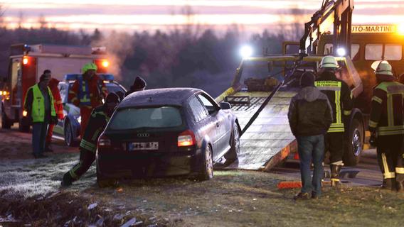 Anstrengende Arbeit vor schöner Kulisse: Rund zwei Stunden waren die Einsatz- und Rettungskräfte beschäftigt.