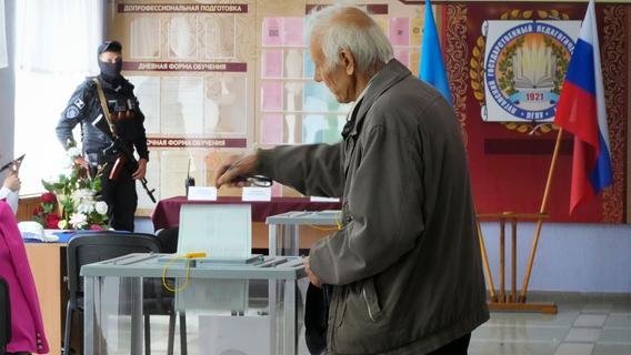Moskau will in besetzten Gebieten in Ukraine wählen lassen