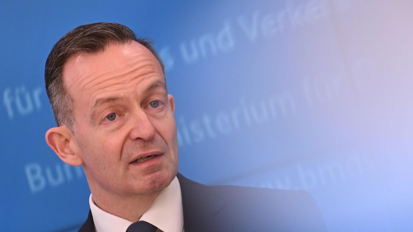 Bundesverkehrsminister Volker Wissing warnt mit Blick auf die geplante Abgasnorm Euro 7 vor einer zu scharfen Regulierung.