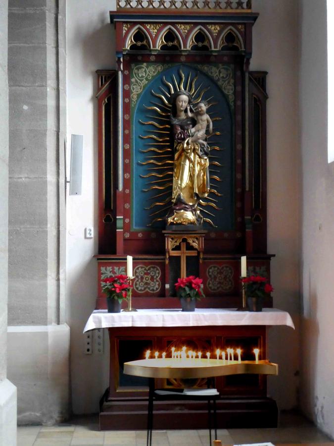 Dem Schein der am Lichtmesstag geweihten Kerzen wurde einst besondere Bedeutung beigemessen. Dem Schein der am Lichtmesstag geweihten Kerzen wurde einst besondere Bedeutung beigemessen.