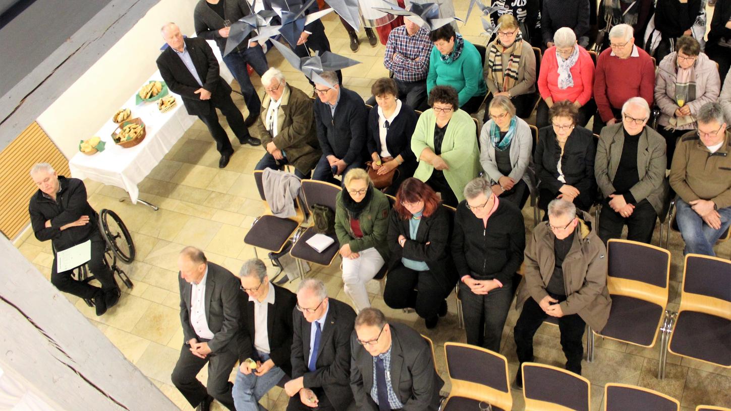 Im Bürgersaal veranstaltete die Stadt Wolframs-Eschenbach zusammen mit der katholischen Pfarrgemeinde am Sonntag den Neujahrsempfang. Im Bürgersaal veranstaltete die Stadt Wolframs-Eschenbach zusammen mit der katholischen Pfarrgemeinde am Sonntag den Neujahrsempfang.