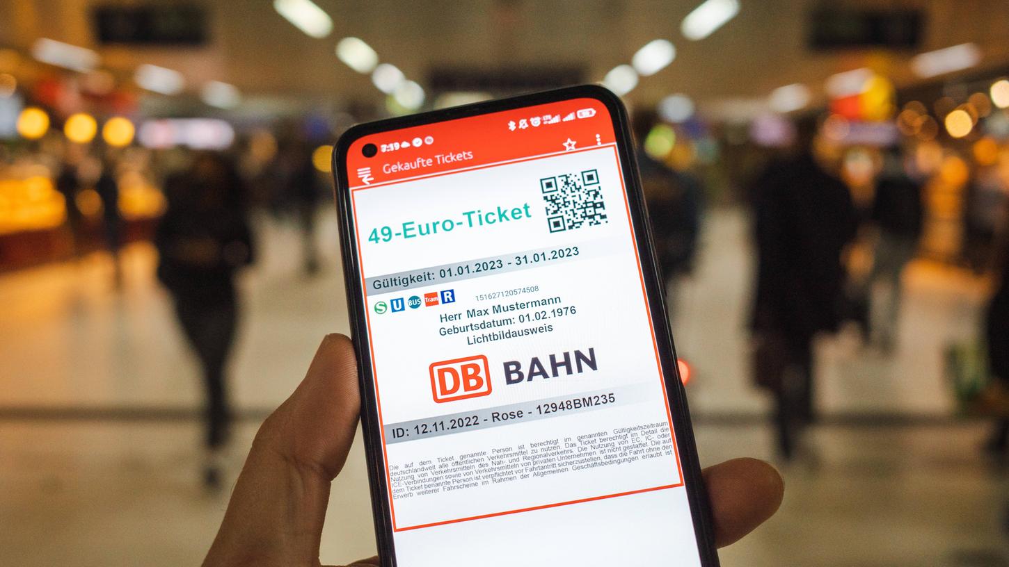 Das 49-Euro-Ticket soll zum 1. Mai eingeführt werden. Auch die bisherige Tariflandschaft innerhalb des Verkehrsverbunds Großraum Nürnberg (VGN) wird dadurch verändert.