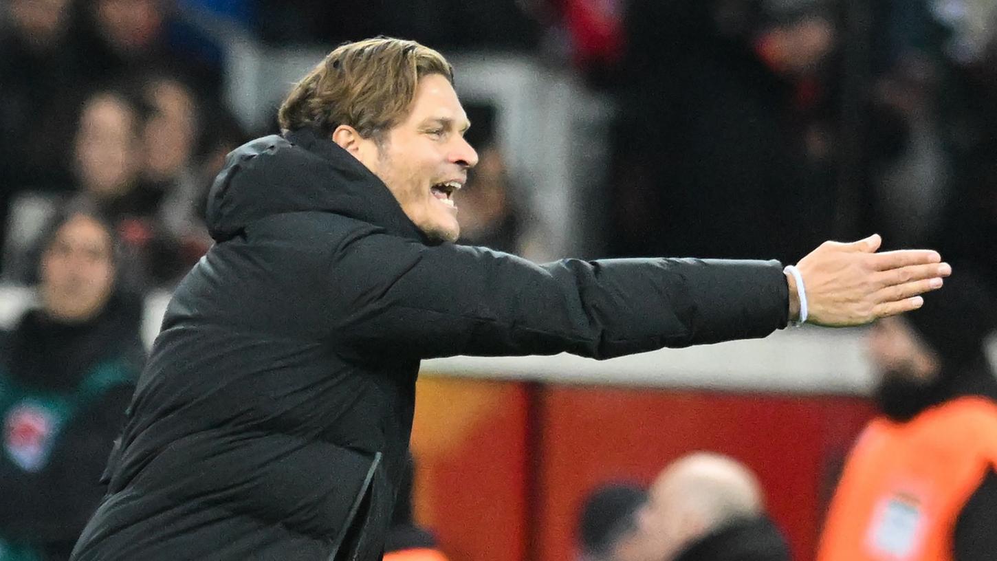 Ist mit Dortmund in Bochum gefordert: BVB-Coach Edin Terzic. Ist mit Dortmund in Bochum gefordert: BVB-Coach Edin Terzic.