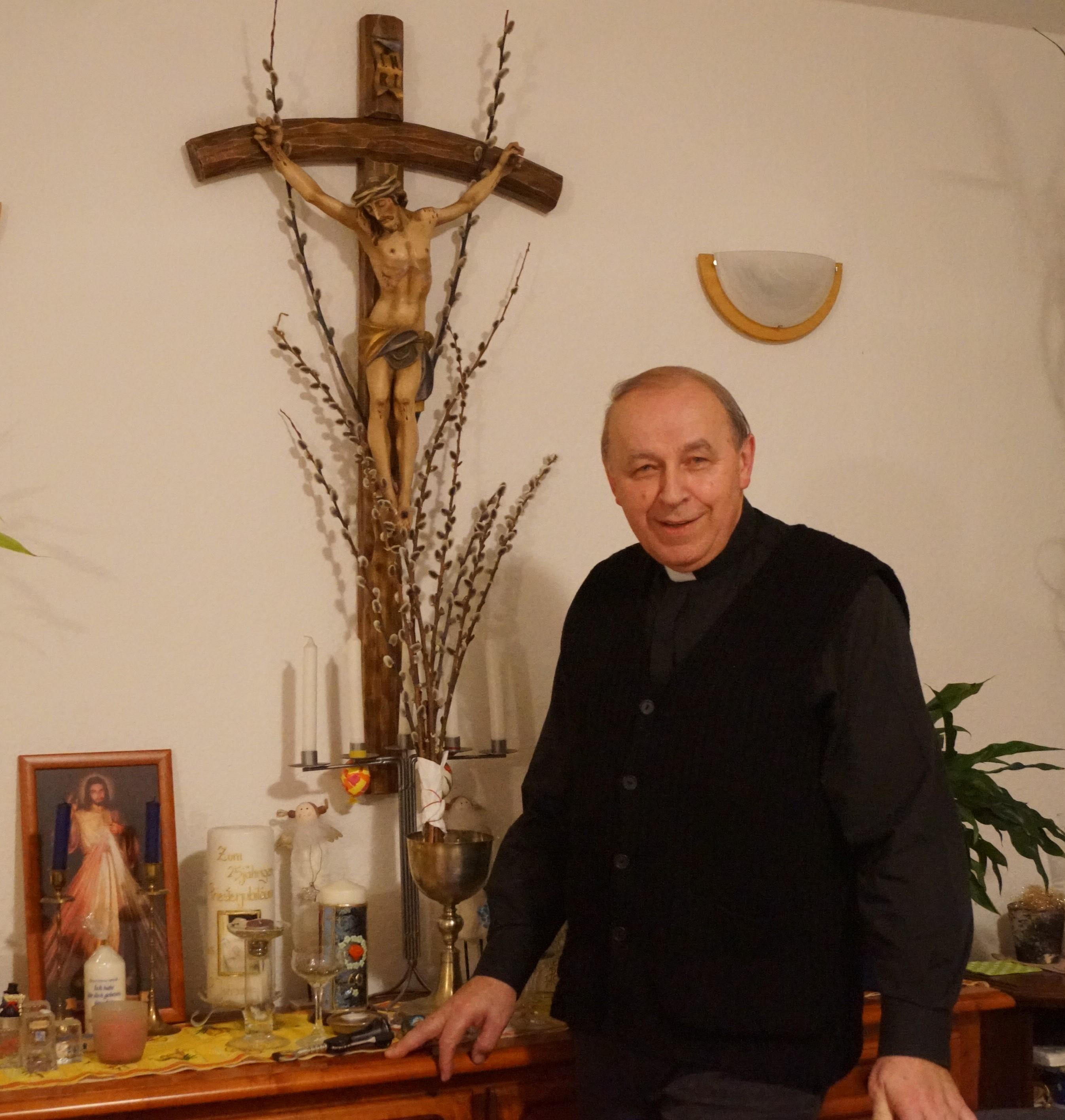 Ruhestand mit 70 Jahren ist für Pater Johannes Nikel aus Neuhaus kein Thema