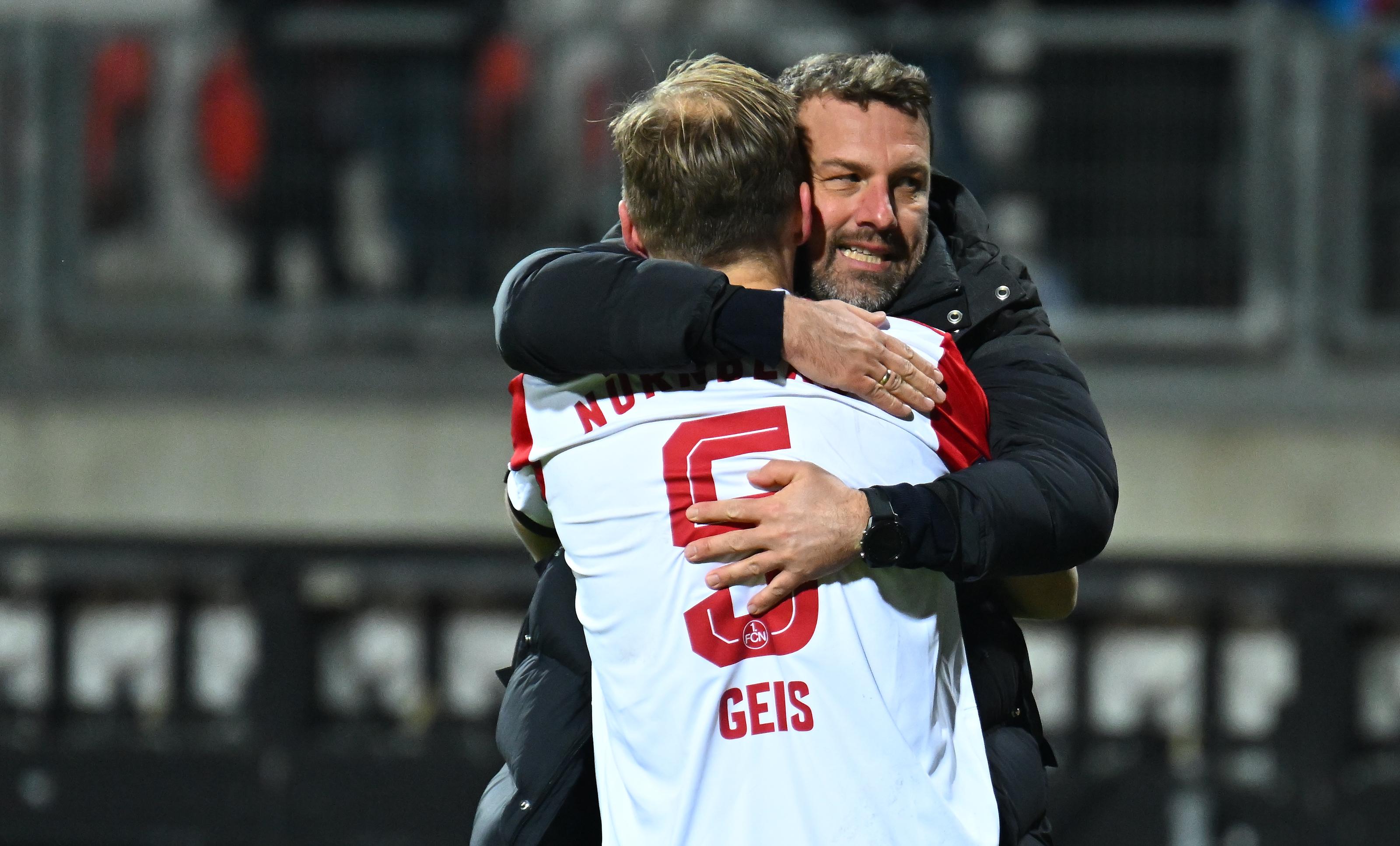 ... genug bekommen kann, gibt es jetzt noch ein paar Jubelbilder mit Gänsehaut-Garantie. Anschnallen und: Film ab!