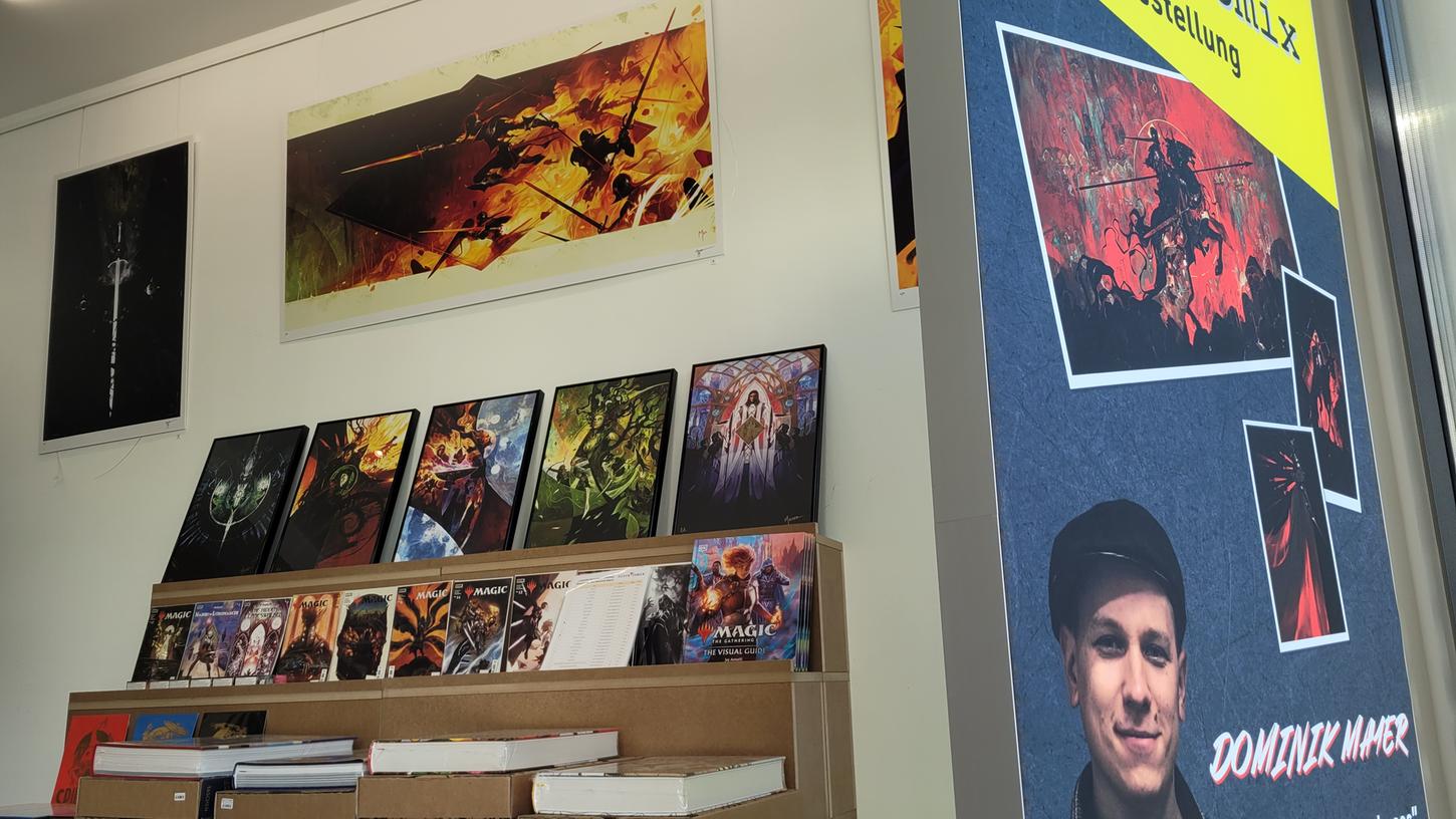 Eine angedachte Reihe an Ausstellungen durch den Comicladen Ultra Comix beginnt mit den Werken von Dominik Mayer. Eine angedachte Reihe an Ausstellungen durch den Comicladen Ultra Comix beginnt mit den Werken von Dominik Mayer.