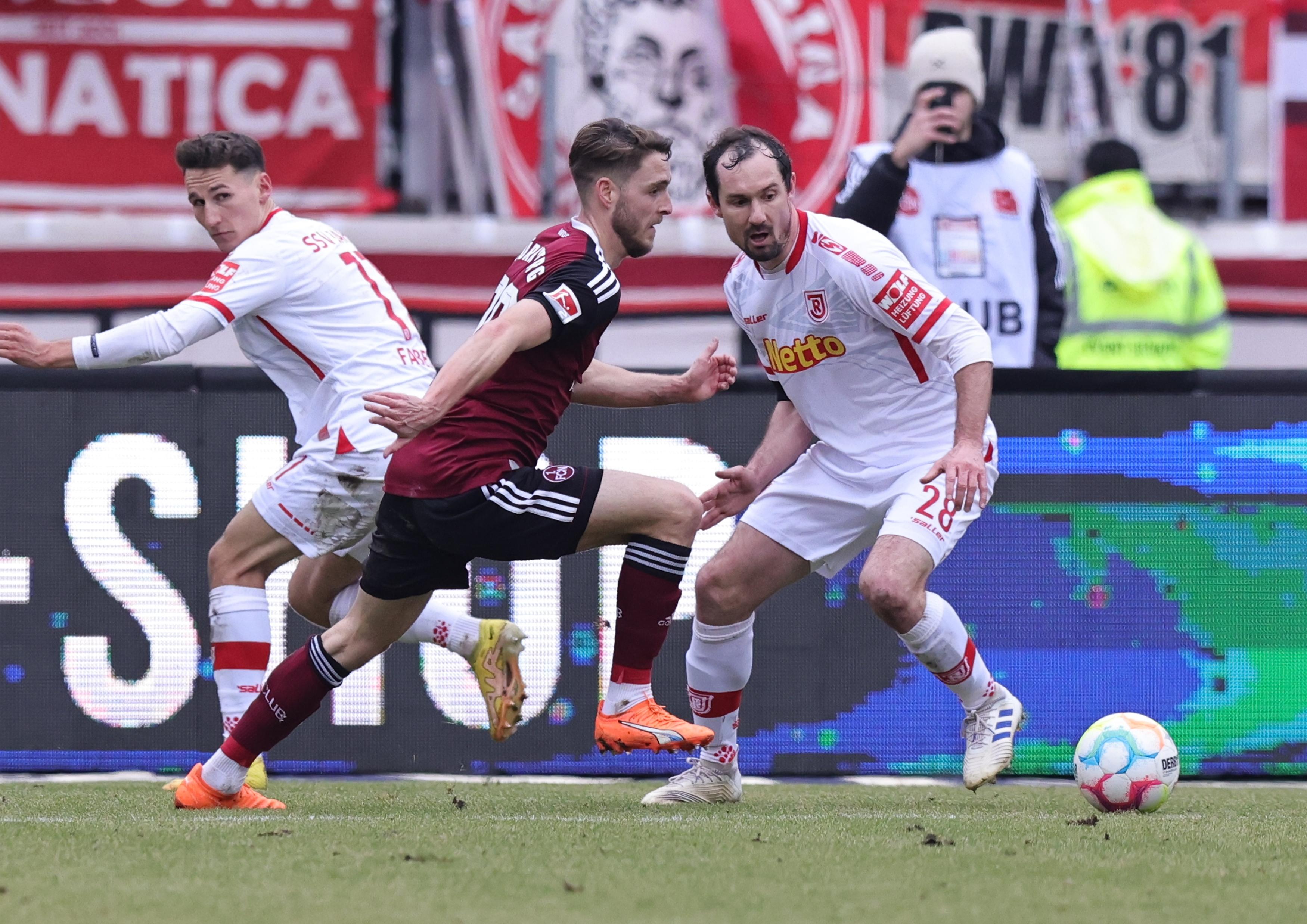 Es bleibt bei einer weiteren torlosen Halbzeit für den Club - die fünfte in der Liga in diesem Kalenderjahr. Schon in Fürth und gegen den FC St. Pauli gelang dem Club kein Treffer.