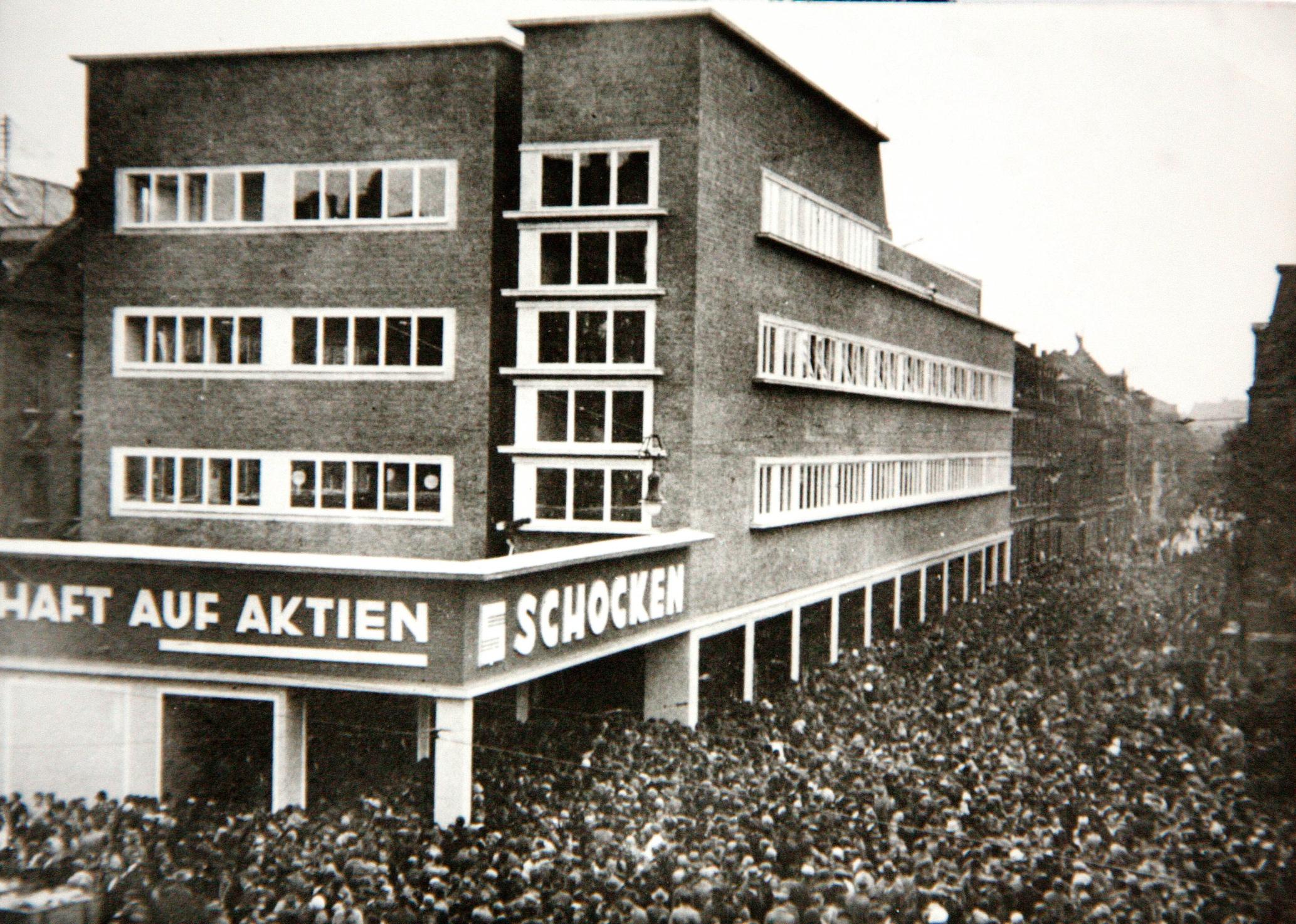 Kaufhof am Aufseßplatz