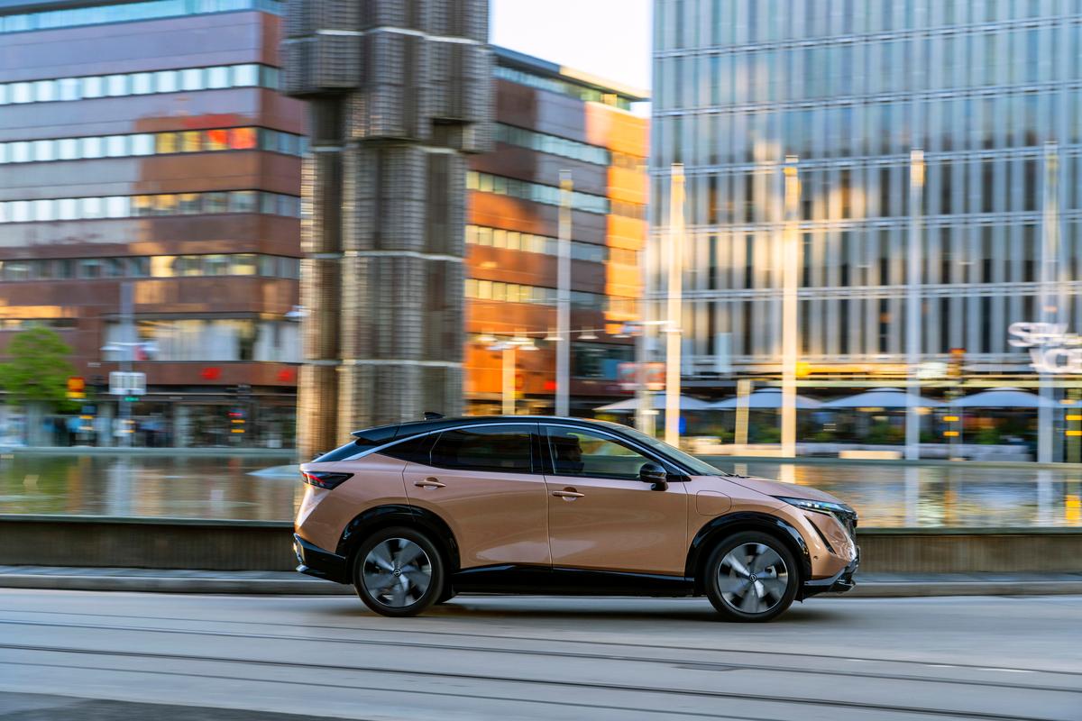 Dafür ist er opulent ausgestattet - unter anderem mit Navi, 360-Grad-Monitor, Bose-Premium-Soundsystem, digitalem Innenspiegel und dem "Pro Pilot" inklusive Adaptivtempomat und teilautonomer Fahrfunktionen.