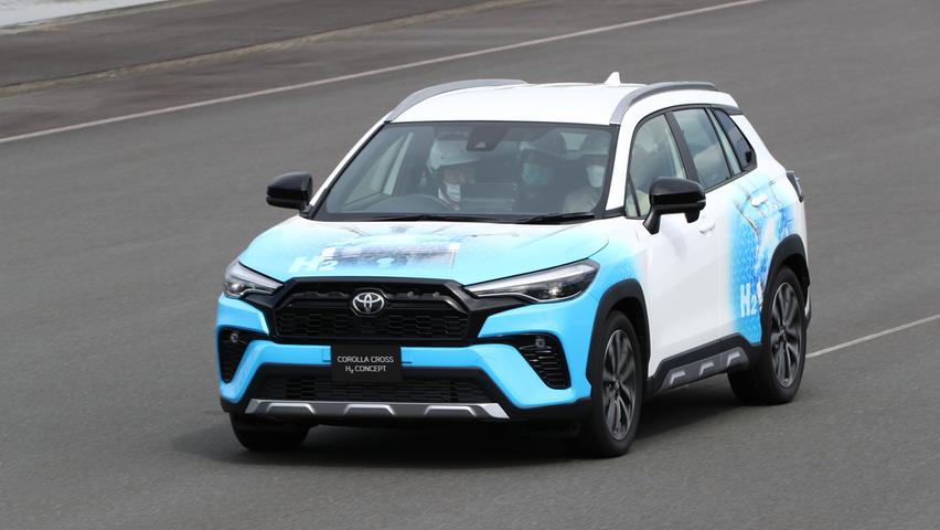 Toyota Corolla Cross H2 Concept: Verbrennt Wasserstoff statt Sprit. Toyota Corolla Cross H2 Concept: Verbrennt Wasserstoff statt Sprit.