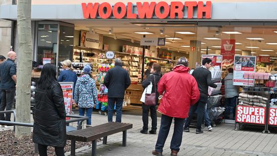 Woolworth soll verkauft werden: Doch was passiert mit den Filialen in Nürnberg, Fürth und Lauf?