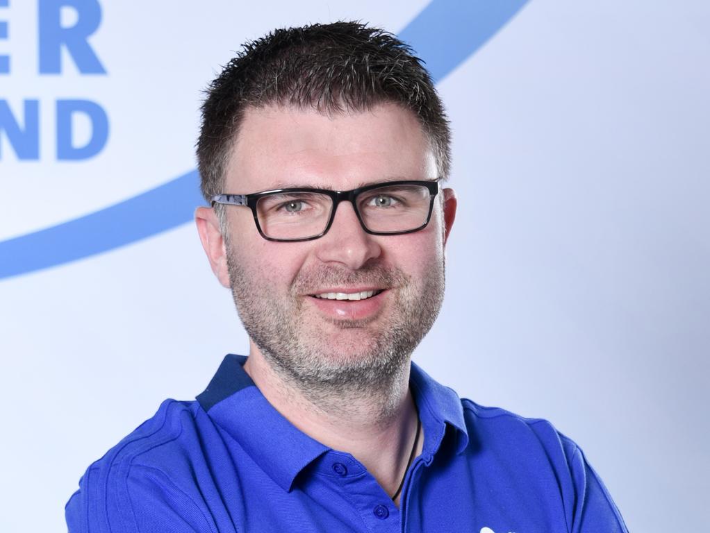 Bei ihm laufen jetzt die organisatorischen Fäden für den Altstadtlauf zusammen: Vorstandsmitglied Roland Mayer vom TSV 1860 Weißenburg. Bei ihm laufen jetzt die organisatorischen Fäden für den Altstadtlauf zusammen: Vorstandsmitglied Roland Mayer vom TSV 1860 Weißenburg.