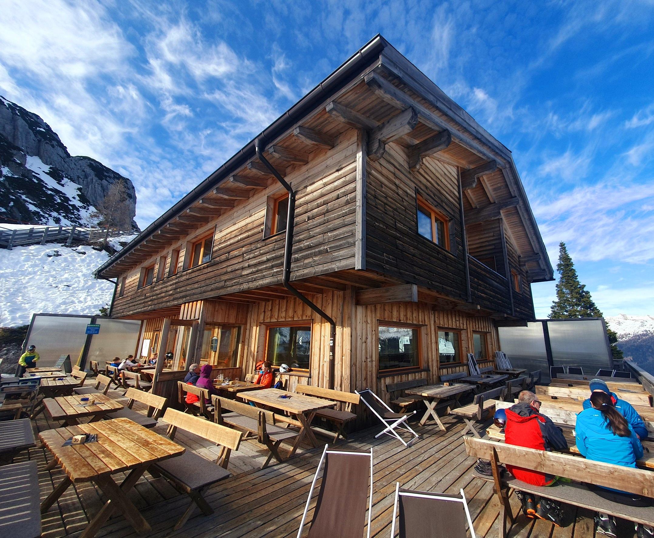 Die Hütte Rifugio Col d'la Tenda.
