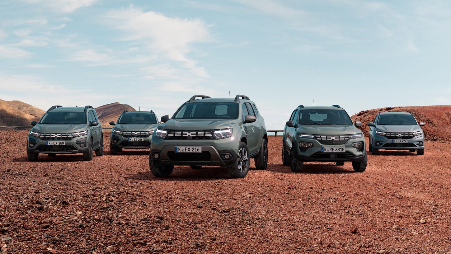 Dacia-Modellpalette: Jogger, Sandero Stepway, Duster, Spring und Sandero (von links nach rechts). Dacia-Modellpalette: Jogger, Sandero Stepway, Duster, Spring und Sandero (von links nach rechts).