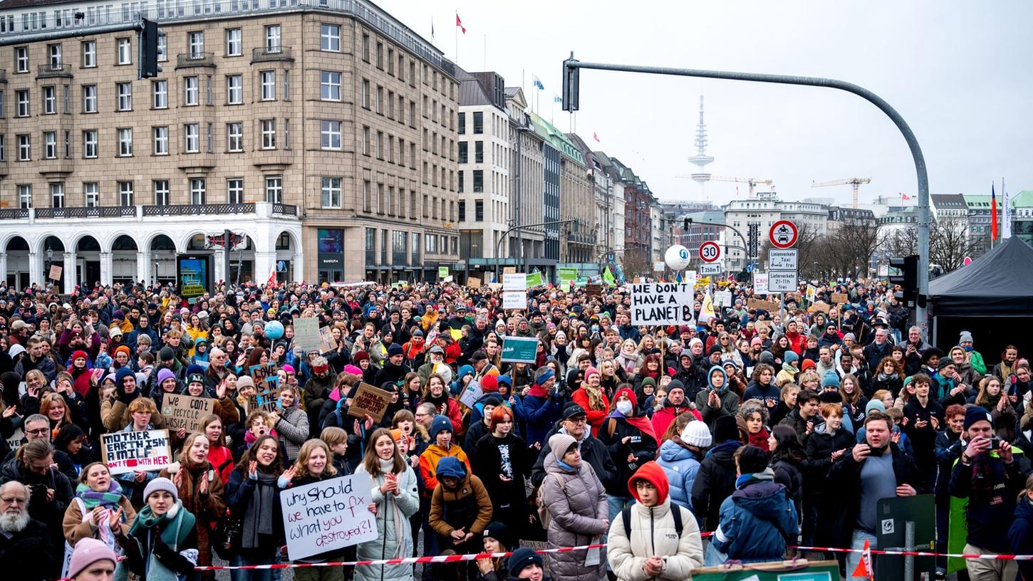 Protest auch in Hamburg. Fridays For Future hatte an mehr als 250 Orten bundesweit Aktionen geplant.