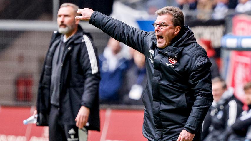 Auswärts-Debüt für den neuen-alten Club-Trainer Dieter Hecking. Nach dem Heimsieg gegen den SV Sandhausen im Tabellenkeller musste Hecking mit seinen Nürnbergern schon gleich gegen den Hamburger SV - Platz zwei der 2. Bundesliga - antreten.