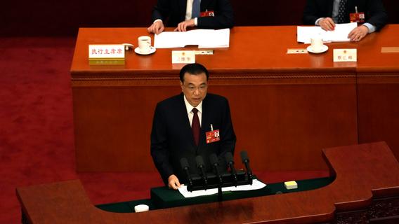 Chinas Premier warnt vor globalen Risiken
