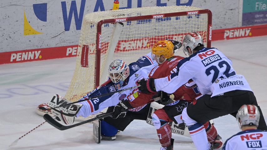 Starke Leistung nach langer Pause: Leon Hungerecker sicherte den Ice Tigers im Penalty-Schießen den Sieg. 