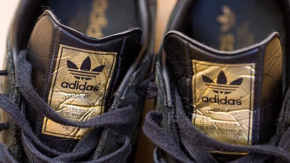 Adidas im Krisenmodus - Konzernchef warnt: Betriebsergebnis "bis zu 700 Millionen im Minus"