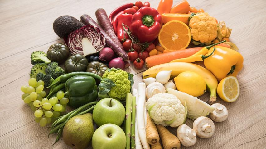 Experten raten, pro Tag fünf Portionen Obst und Gemüse zu essen.