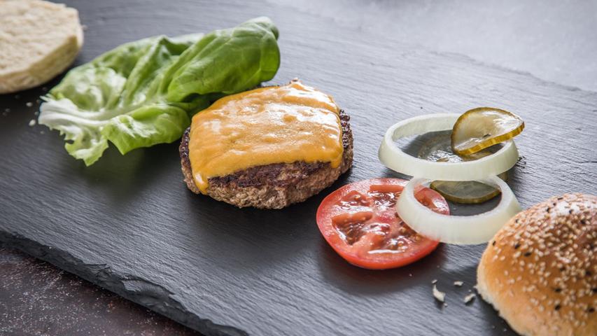 Edles Fleisch und Extras: 4 Merkmale eines Gourmet-Burgers