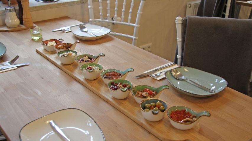 Das "Hidden Kitchen" hat sich auf Vorspeisen und Mezze spezialisiert.