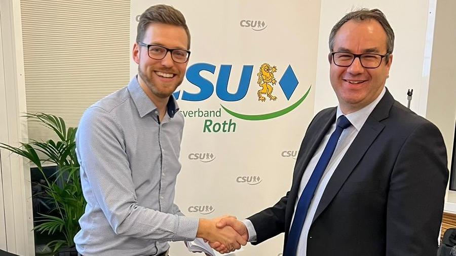 Bei der turnusgemäßen Mitgliederversammlung 2023 wurde Dr. Daniel Matulla (li.) als Ortsvorsitzender verabschiedet und mit Gerd Müller (re.) der neue Ortsvorsitzender für die nächsten beiden Jahre einstimmig von den Mitgliedern gewählt Bei der turnusgemäßen Mitgliederversammlung 2023 wurde Dr. Daniel Matulla (li.) als Ortsvorsitzender verabschiedet und mit Gerd Müller (re.) der neue Ortsvorsitzender für die nächsten beiden Jahre einstimmig von den Mitgliedern gewählt
