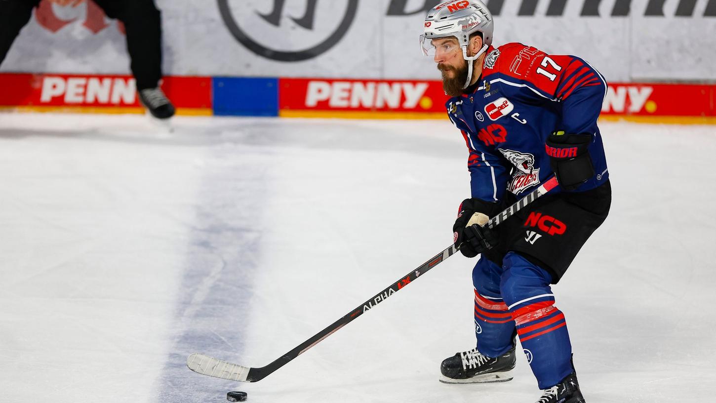 Nürnbergs Patrick Reimer spielte gegen Bremerhaven seine letzte Partie in der DEL. Nürnbergs Patrick Reimer spielte gegen Bremerhaven seine letzte Partie in der DEL.