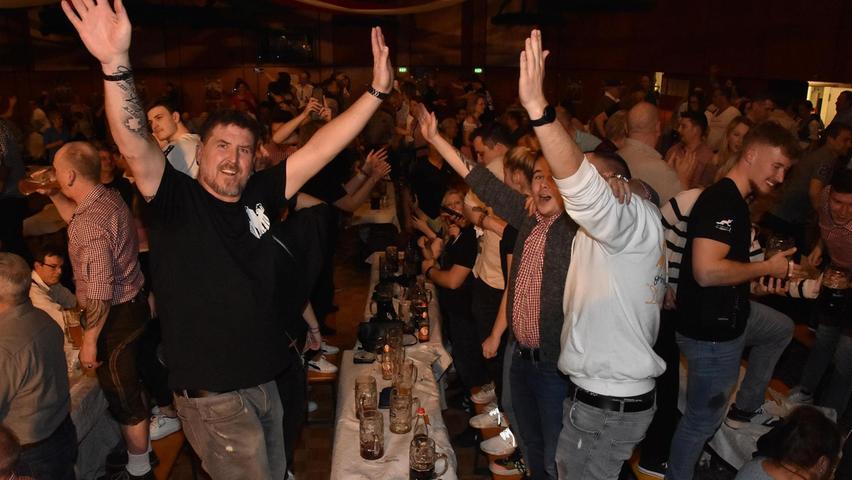 Bockbierfest in Zirndorf: Beim Bajuvator gingen die Stimmungswogen hoch