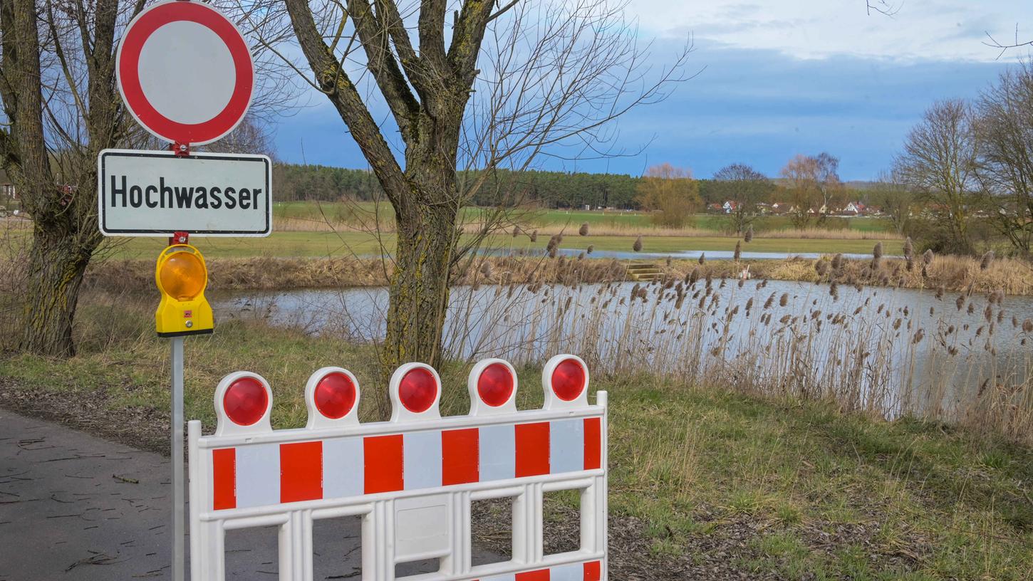 Im Aischgrund müssen Autofahrer auch in den nächsten Tagen mit Einschränkungen rechnen.