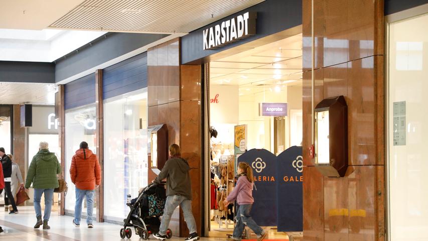 Hoffnung für Beschäftigte: Modekette will Karstadt-Filiale im Nürnberger Franken-Center übernehmen