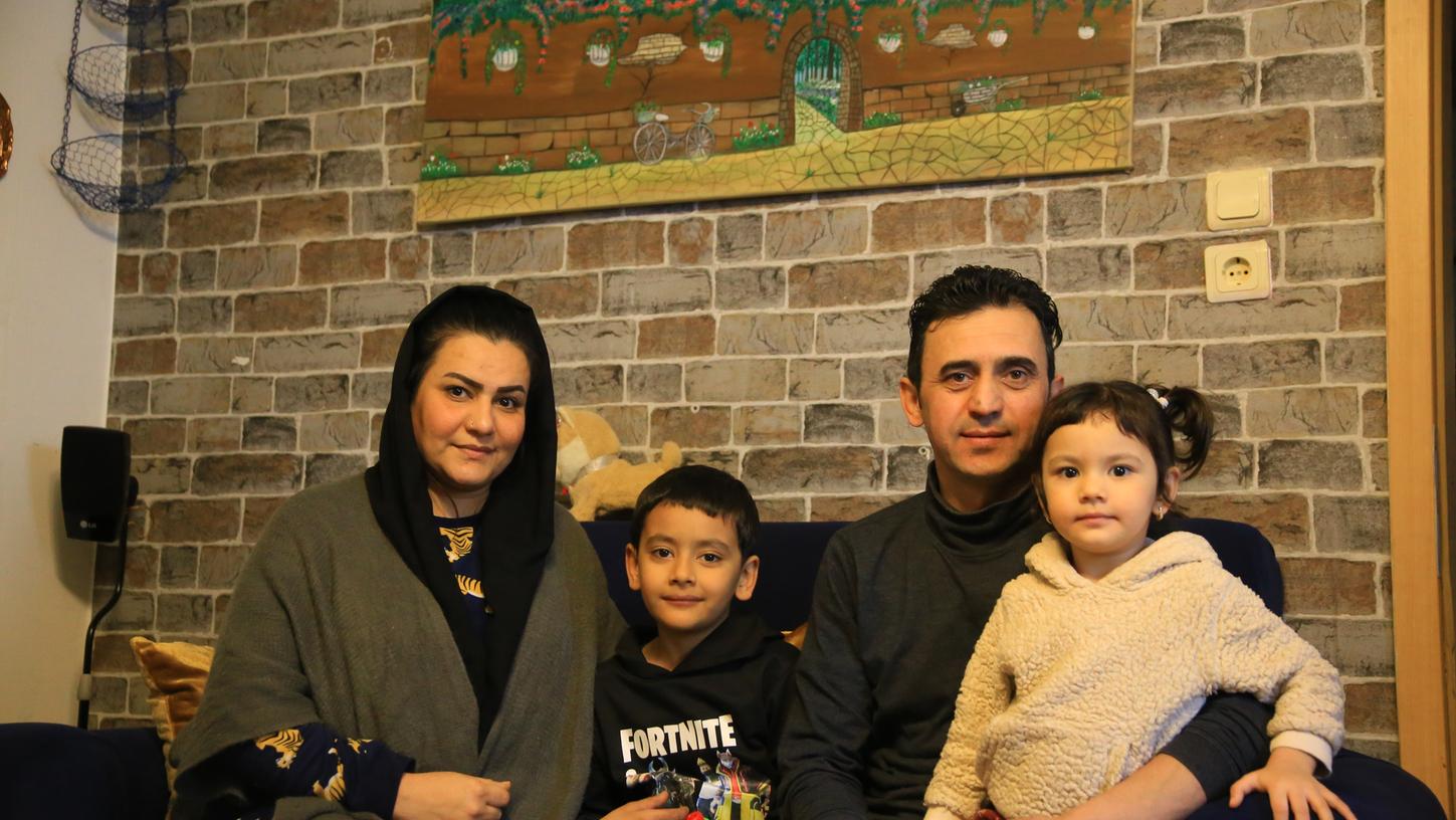 Nazireh Mohammadi und Samad Sharifi leben mit ihren Kindern Shahin und Shadlin seit acht Jahren in Deutschland. In Forchheim fühlen sie sich wohl. 