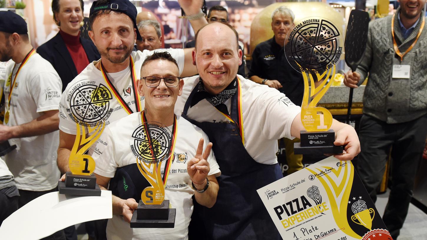 Maurizio De Giacomo (rechts im Bild) ist Deutschlands bester Pizzabäcker
