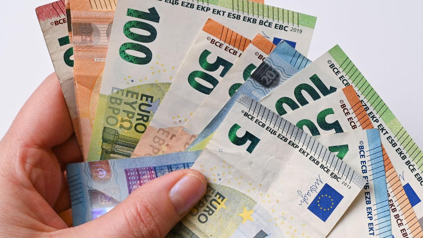 Per Fundraising können Ehrenamtliche die Vereinskasse aufbessern (Symbolbild). Per Fundraising können Ehrenamtliche die Vereinskasse aufbessern (Symbolbild).