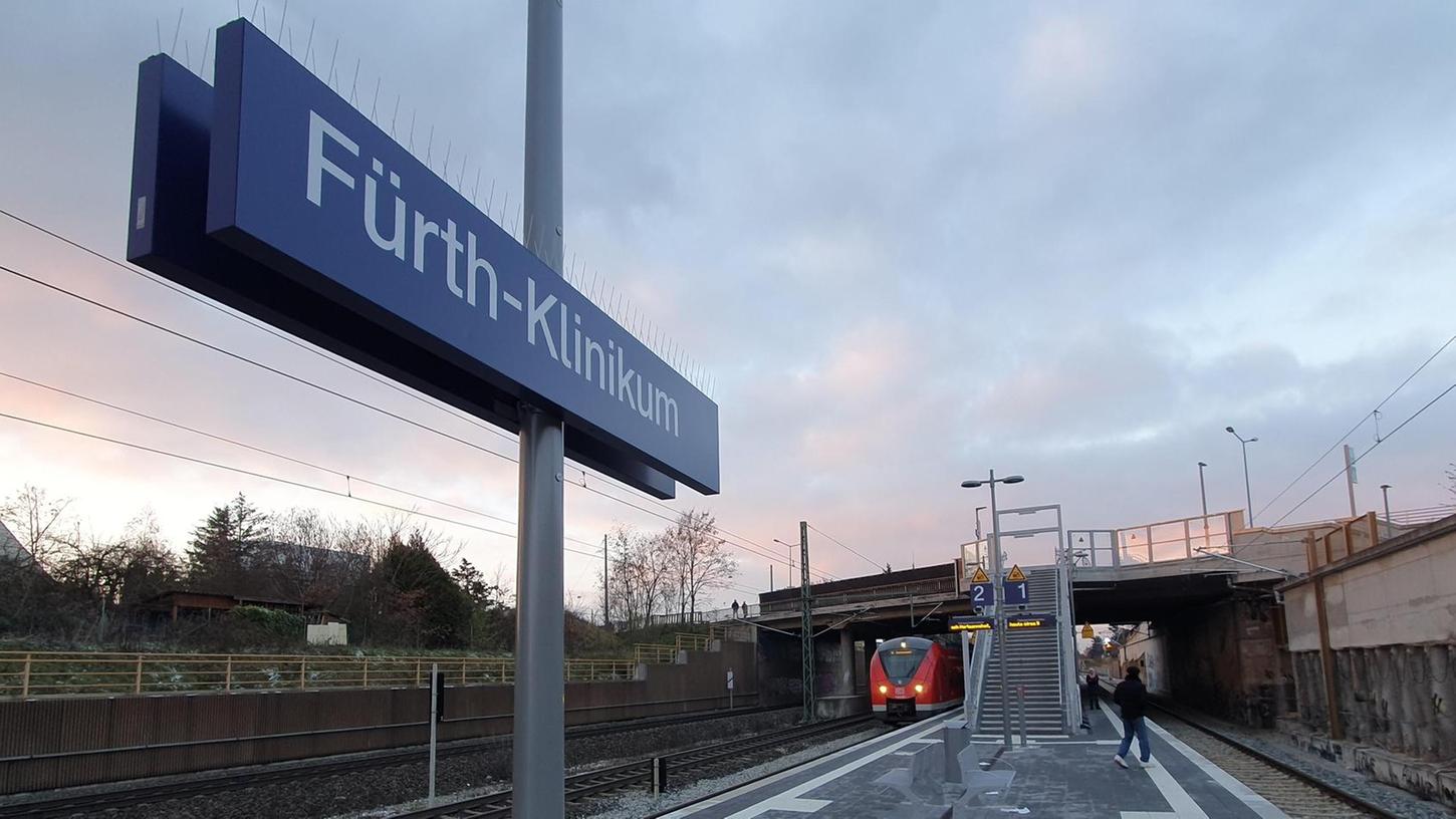 Die Bahnbrücke wird in zwei Nächten gesperrt: Rund um den Halt Fürth-Klinikum wird vom 24. bis zum 31. März gearbeitet – auch nachts.