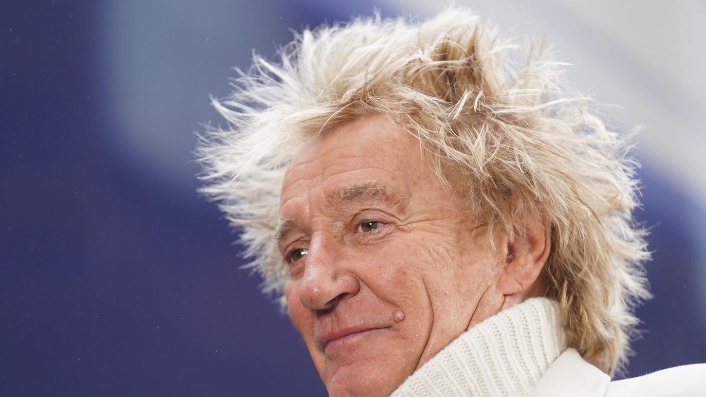 Rod Stewart muss einen Auftritt wegen einer Virusinfektion absagen.