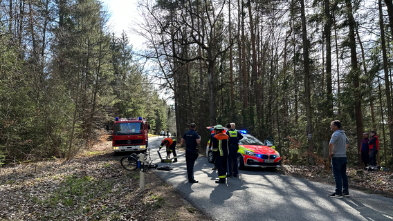 Schlimmer Fahrradunfall in Mittelfranken: 63-Jähriger stürzt und verletzt sich schwer