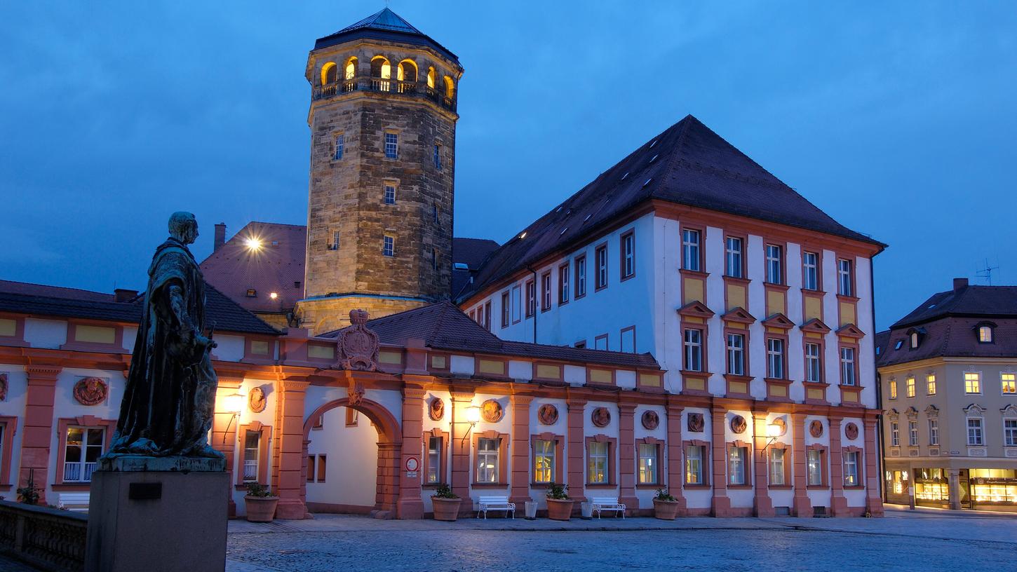 Auch das Alte Schloss wird nicht beleuchtet. Auch das Alte Schloss wird nicht beleuchtet.