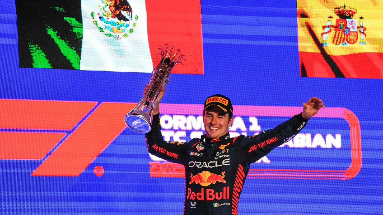 Red-Bull-Pilot Sergio Perez hat den Großen Preis von Saudi-Arabien gewonnen. Red-Bull-Pilot Sergio Perez hat den Großen Preis von Saudi-Arabien gewonnen.