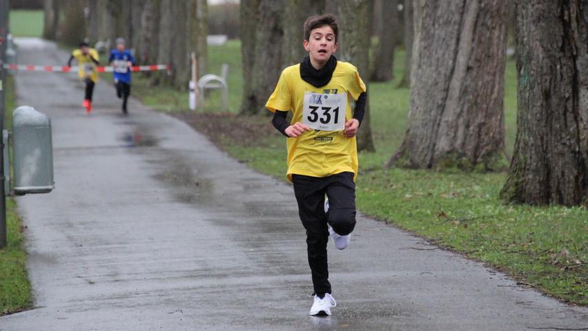Fabio Andriani, der für die Bad Windsheimer Wirtschaftsschule lief, war als Erster im Ziel. Er brauchte für die Strecke nur acht Minuten und 50 Sekunden.