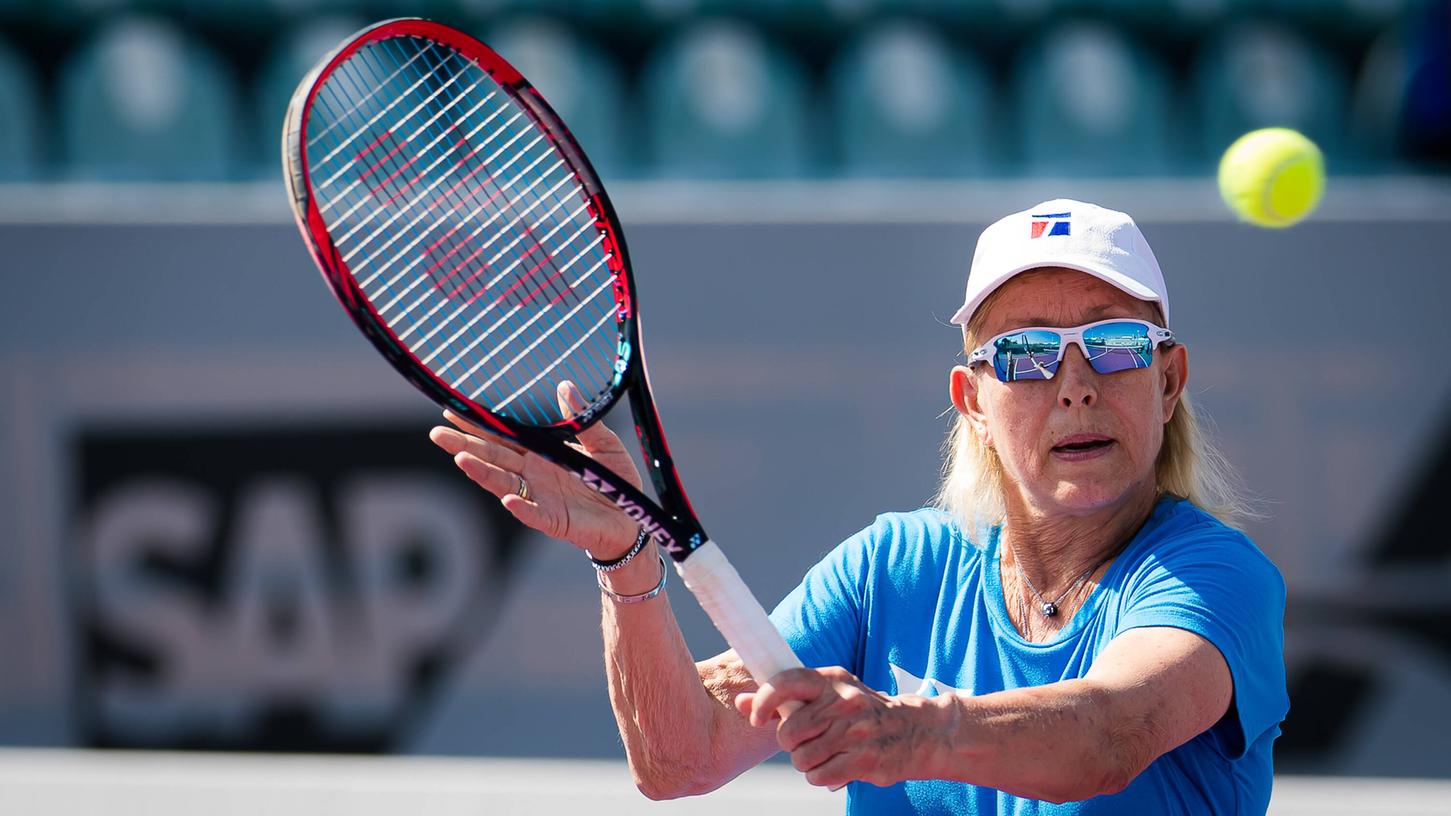 Martina Navratilova hat den Krebs besiegt. 