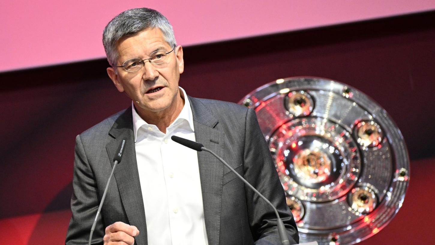 Bayern-Präsident Herbert Hainer erwartet eine starke Leistung des FCB im Spitzenspiel gegen den BVB. Bayern-Präsident Herbert Hainer erwartet eine starke Leistung des FCB im Spitzenspiel gegen den BVB.