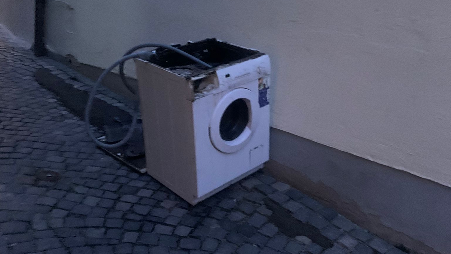 Diese Waschmaschine sorgte in der Regensburger Innenstadt für einen Großeinsatz.