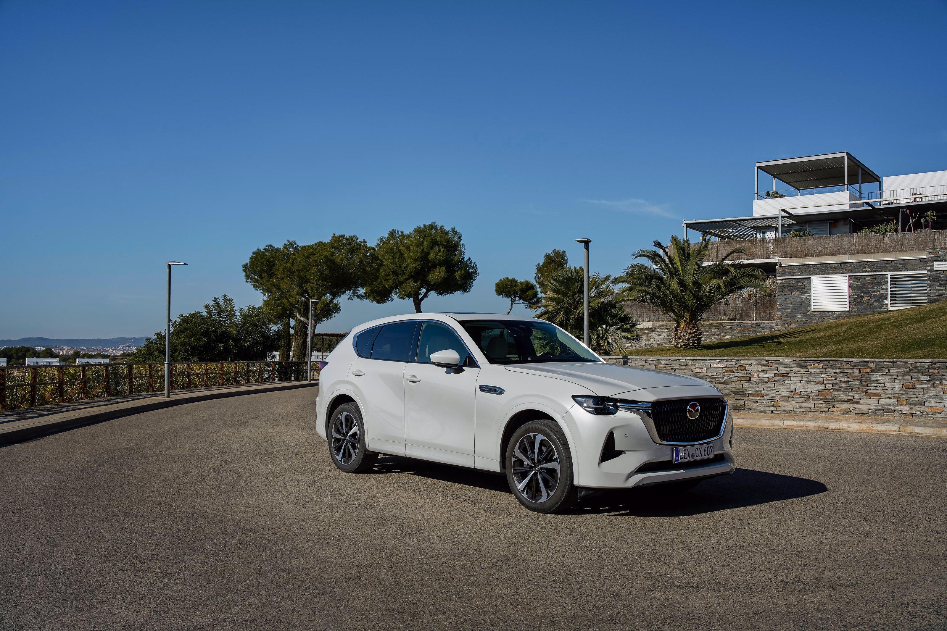 Spannende Mazda Cx 60 Benziner Ebenbildnull